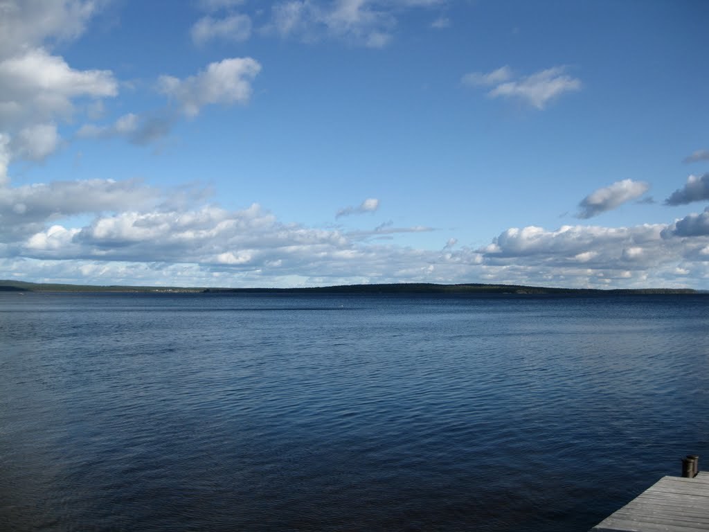 Озеро среднее озерное. Озеро Куйто Карелия. Озеро Куйто Калевала. Озеро среднее Куйто. Оз верхнее Куйто.